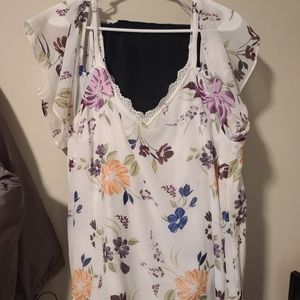 Torrid top size 3